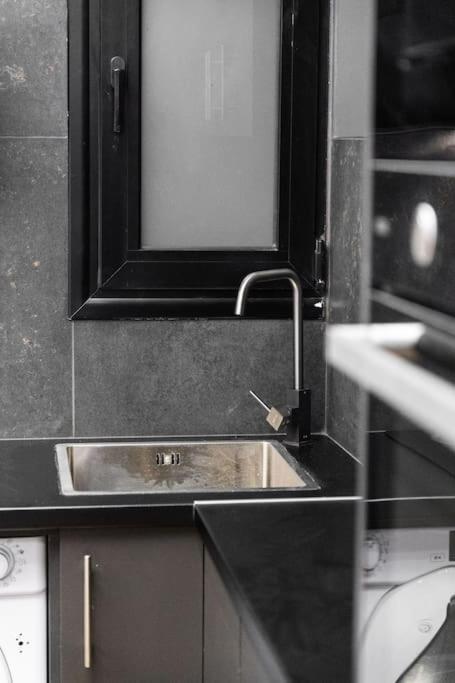 Апартаменти The Modern Flat 25 Афіни Екстер'єр фото
